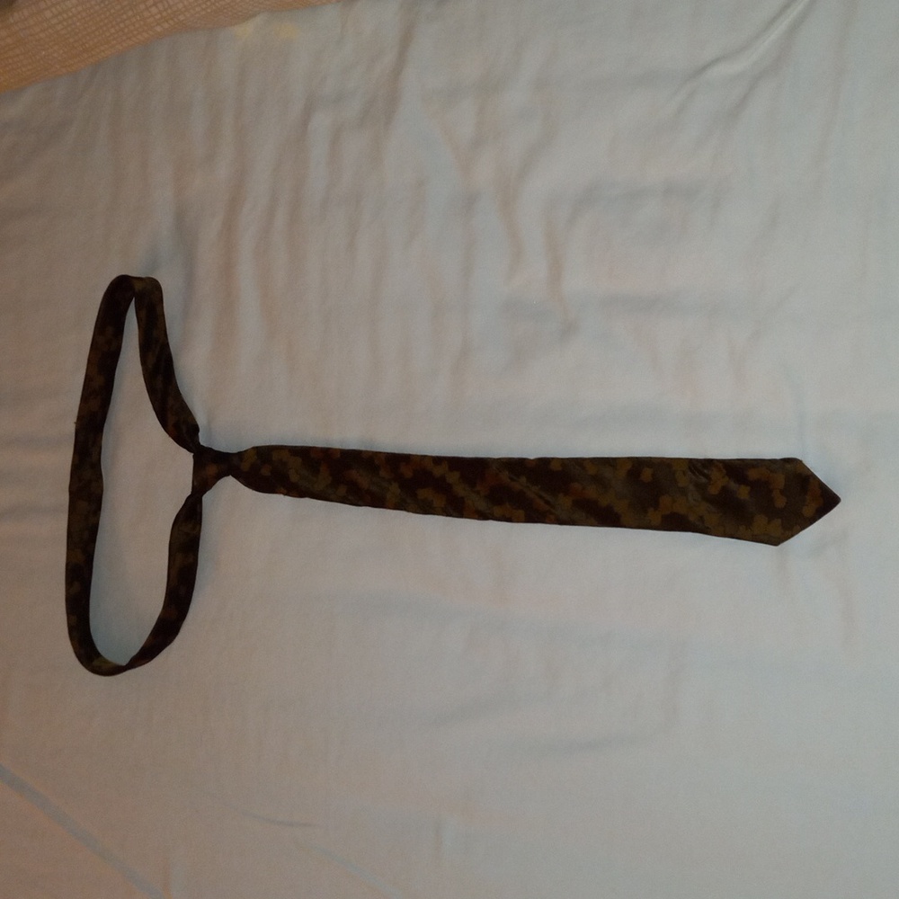 Expressions Skinny Necktie 👔